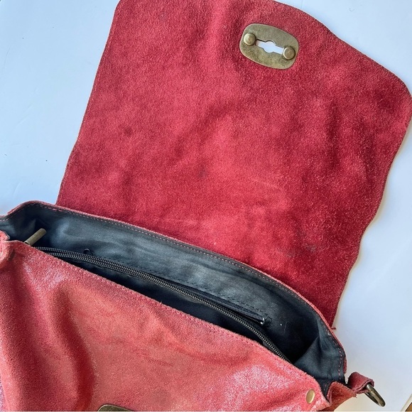 Red leather crossbody bag  metallic straps genuine leather made in italy - Picture 8 of 12